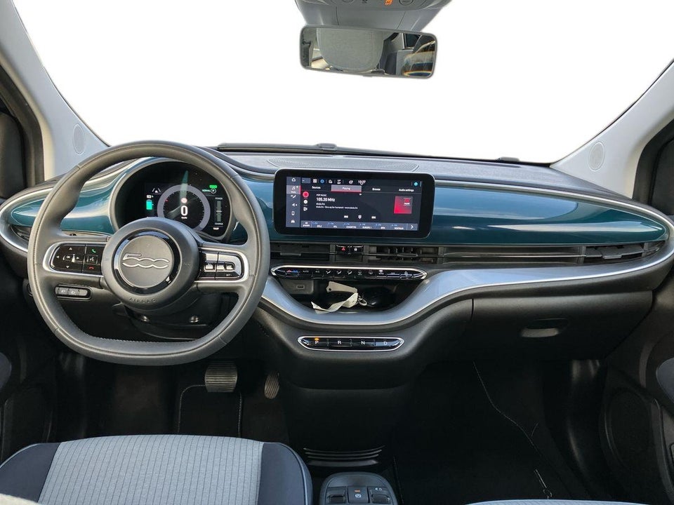 Fiat 500e 42 Icon 3d