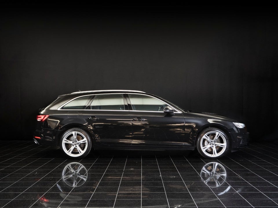 Audi A4 40 TDi Sport Prestige Selection Tour Avant S-tr. 5d