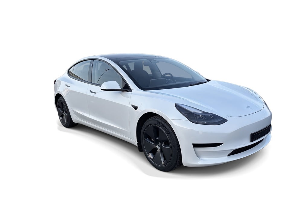 Tesla Model 3 Standard Range+ RWD 4d