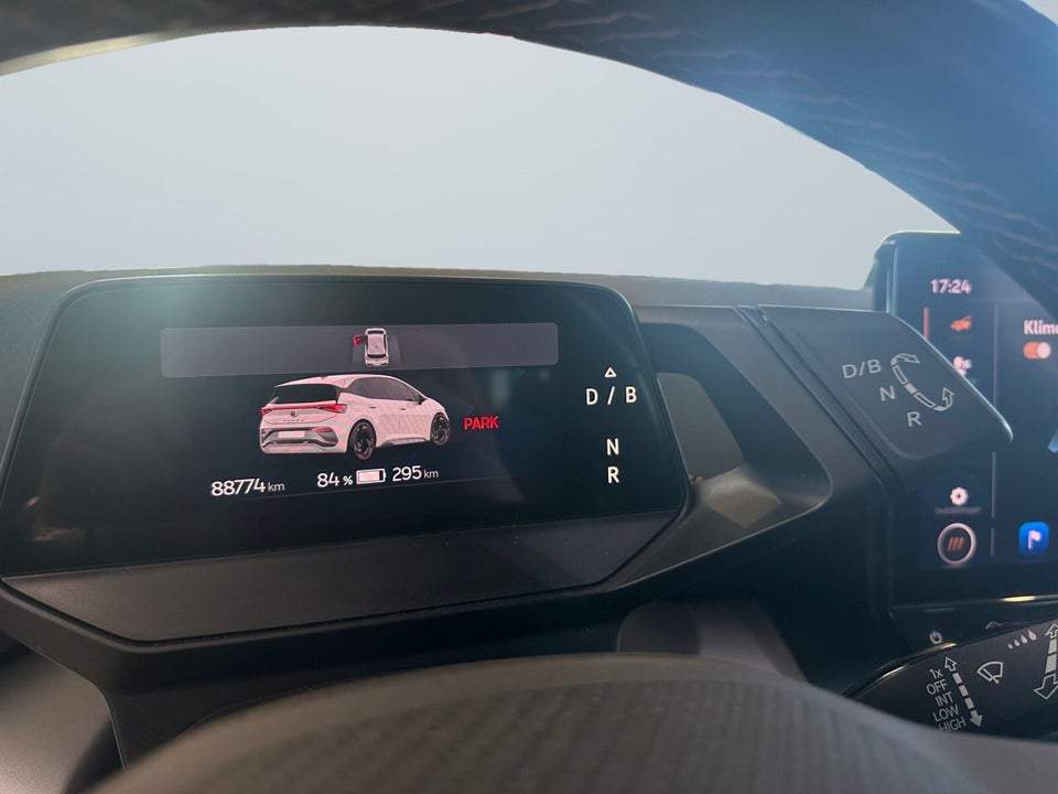 Cupra Born 58  5d