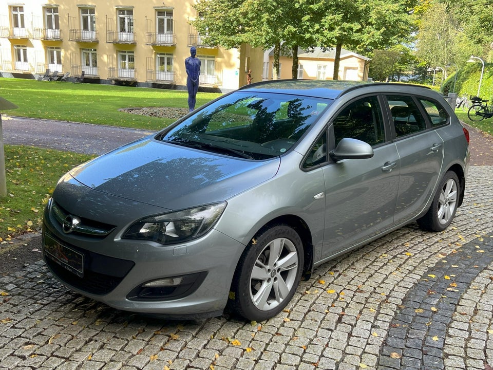 Opel Astra 1,4 T 140 Sport Sports Tourer 5d