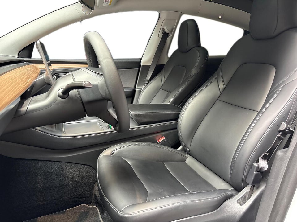 Tesla Model Y Long Range RWD 5d