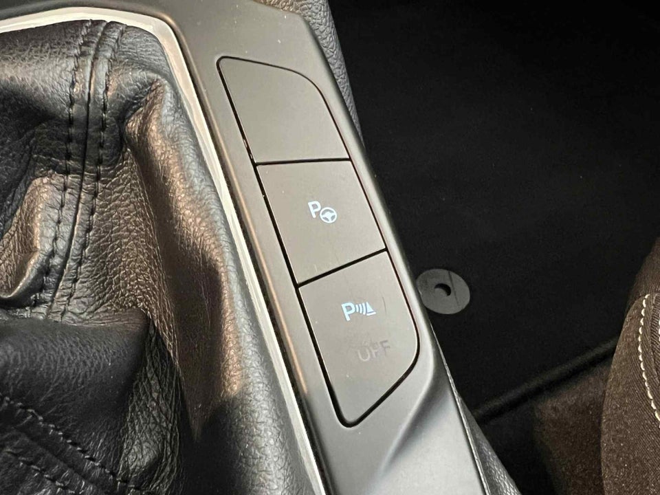 Ford Focus 1,0 EcoBoost Titanium stc. 5d