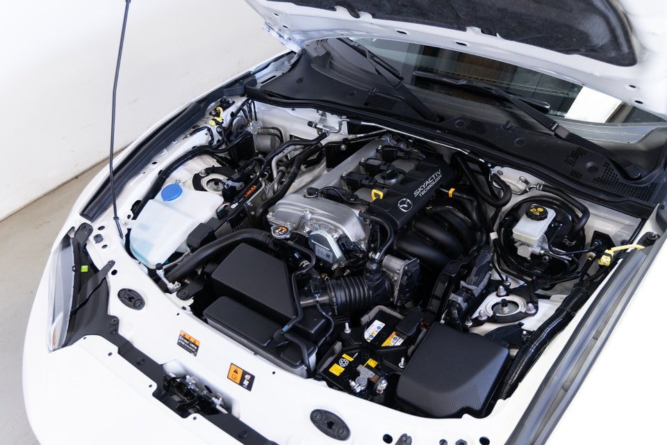 Mazda MX-5 2,0 SkyActiv-G 160 Roadster Sport 2d