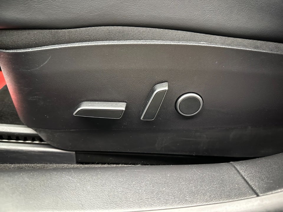 Tesla Model 3 Standard Range+ RWD 4d