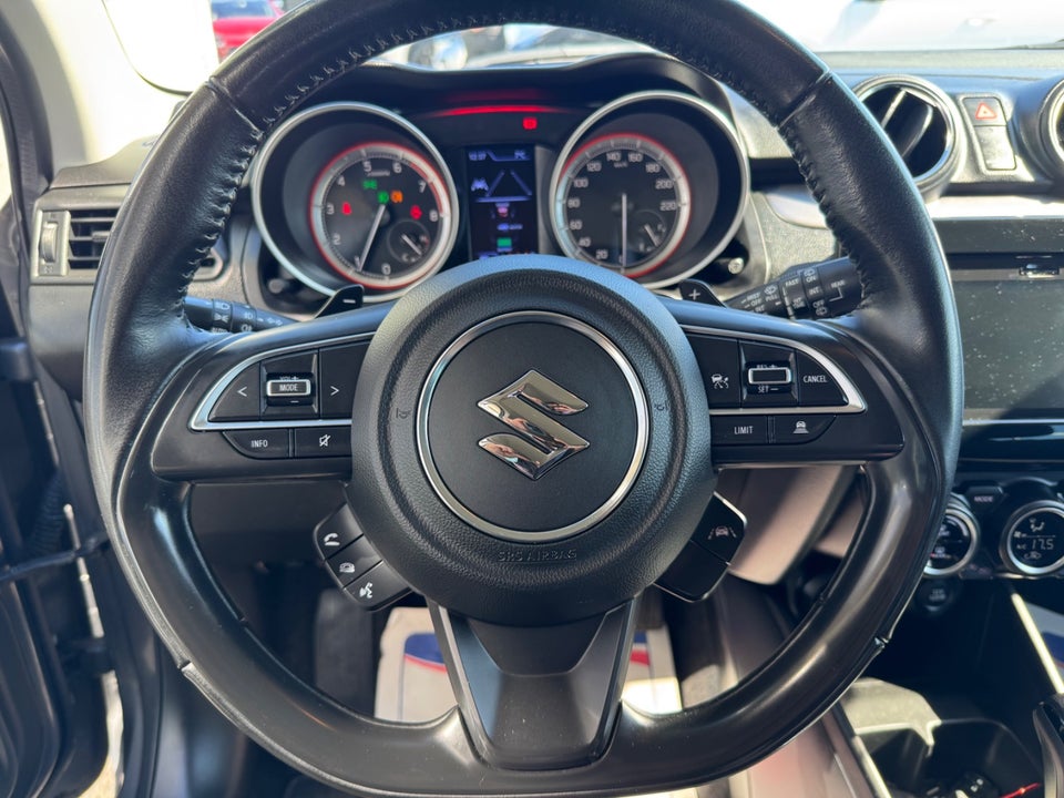 Suzuki Swift 1,2 mHybrid Exclusive CVT 5d