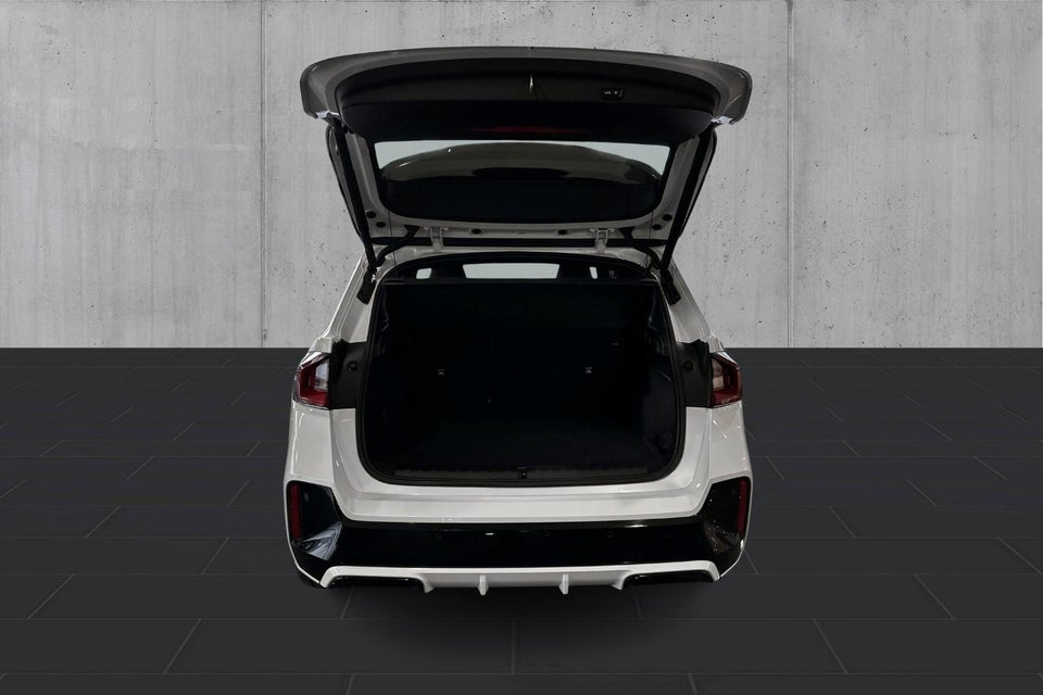 BMW iX1 eDrive20 M-Sport 5d