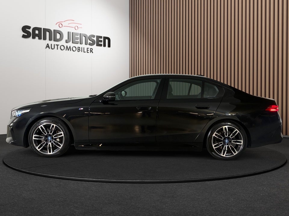 BMW i5 eDrive40 M-Sport 4d