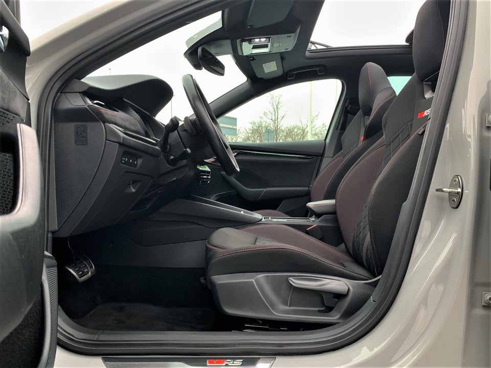 Skoda Octavia 1,4 TSi iV RS Combi DSG 5d