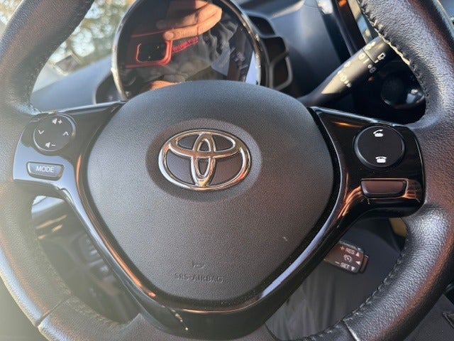 Toyota Aygo 1,0 VVT-i x-cellence 5d