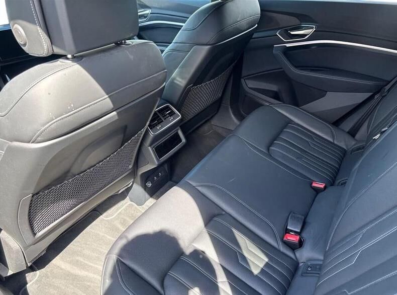 Audi Q8 e-tron 55 Prestige quattro 5d