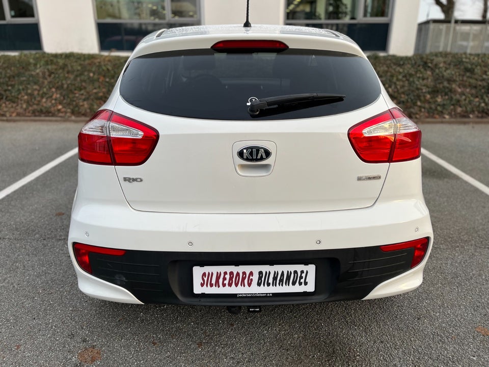 Kia Rio 1,2 CVVT Premium 5d