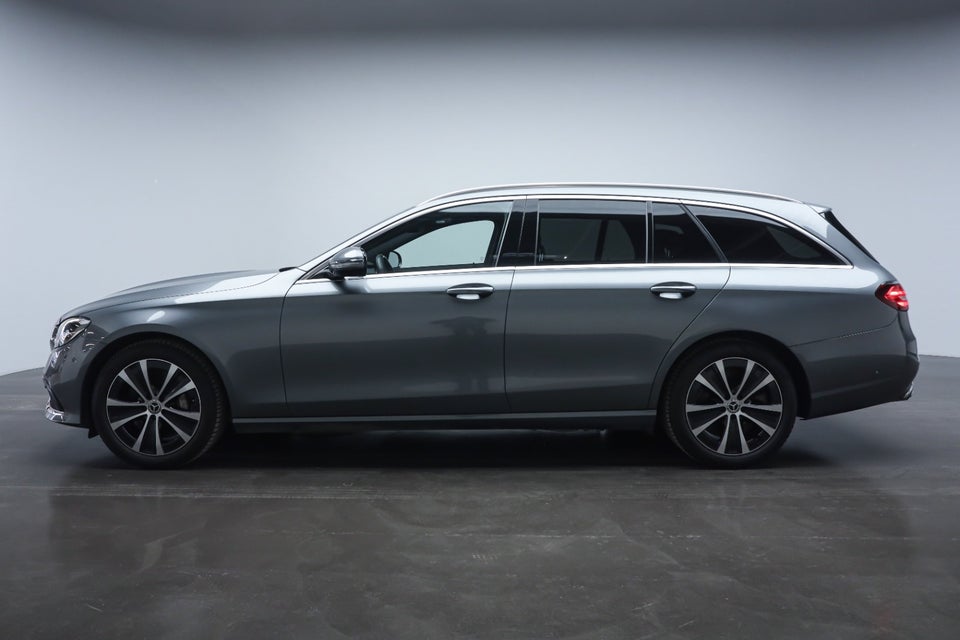 Mercedes E300 de 2,0 Advantage stc. aut. 5d