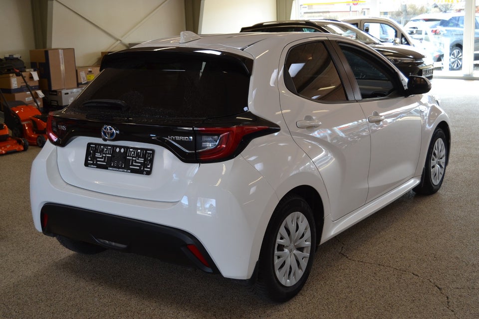 Toyota Yaris 1,5 Hybrid H3 Vision e-CVT 5d