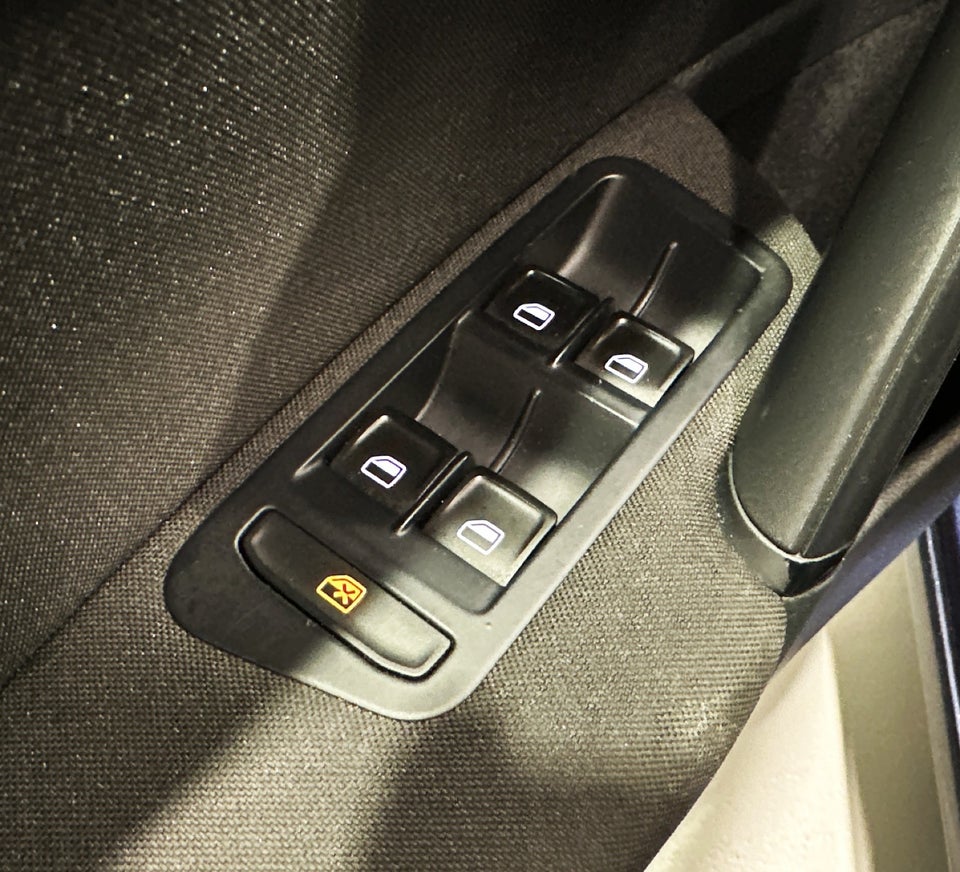 VW Golf VII 1,2 TSi 105 Comfortline BMT 5d