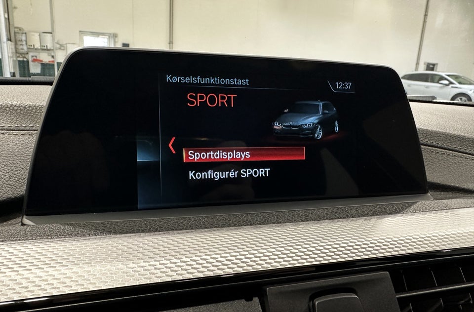 BMW 320d 2,0 Touring M-Sport aut. 5d