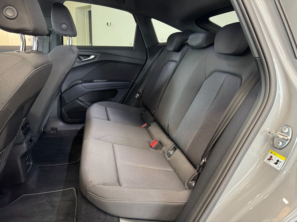 Audi Q4 e-tron 40 Advanced Sportback 5d