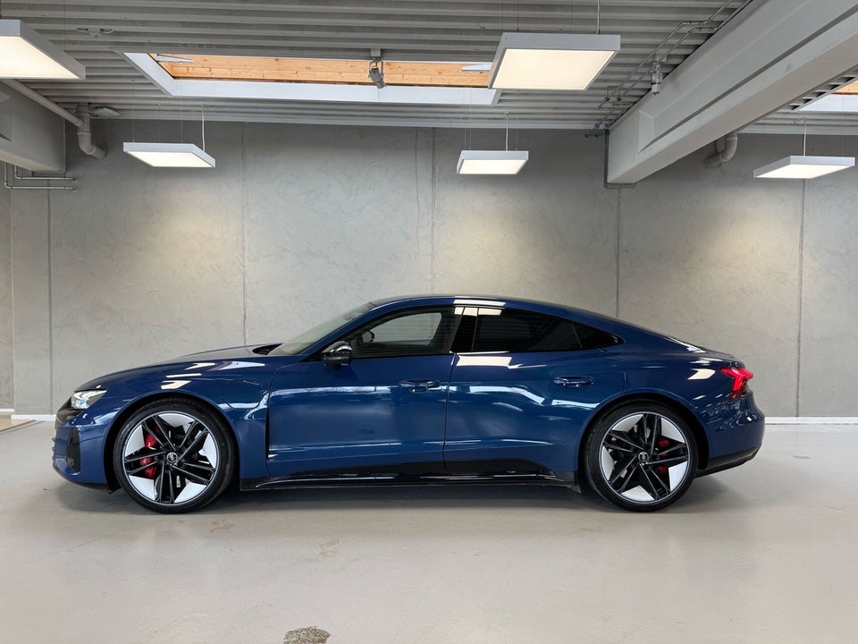 Audi RS e-tron GT quattro 4d