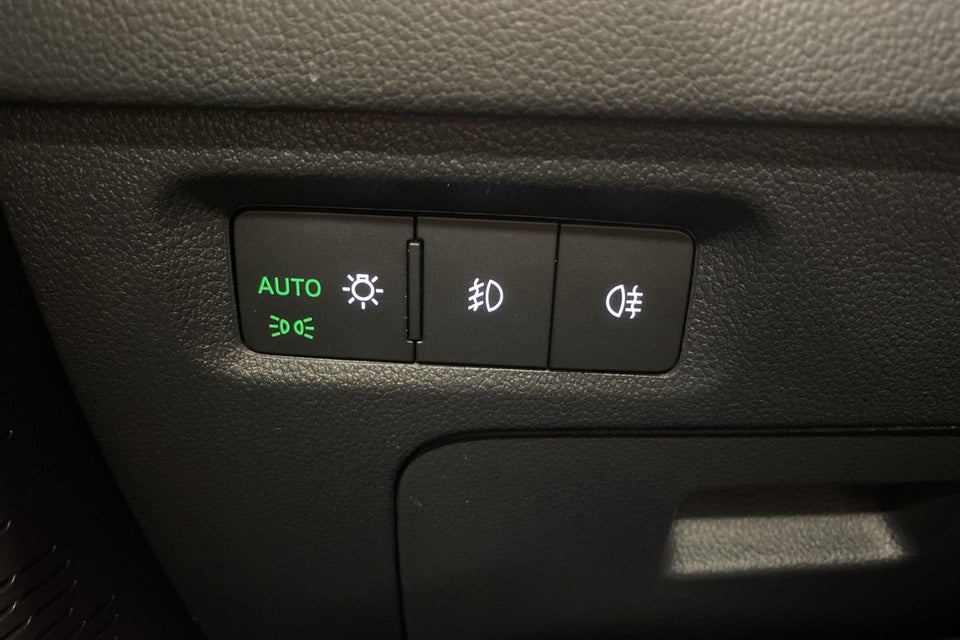 Skoda Octavia 2,0 TDi 150 Style First Edition DSG 5d