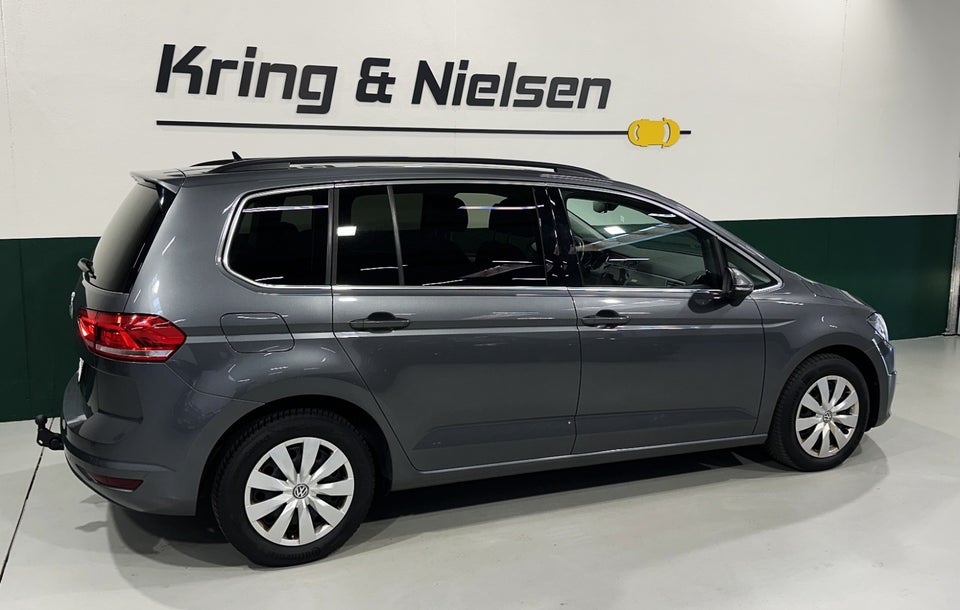VW Touran 1,6 TDi 115 Comfortline DSG 7prs 5d
