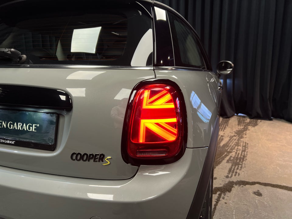 MINI Cooper SE Edition Premium Plus 3d