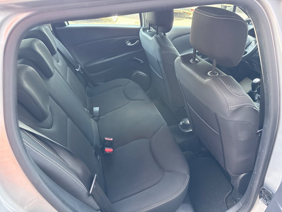 Renault Clio IV 0,9 TCe 90 Zen Sport Tourer 5d