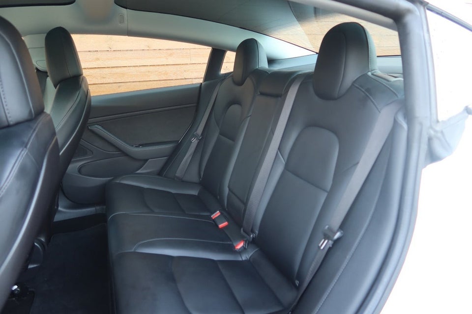 Tesla Model 3 Performance AWD 4d