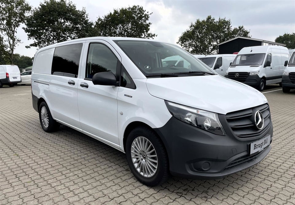 Mercedes eVito 129 Tourer PRO L Van