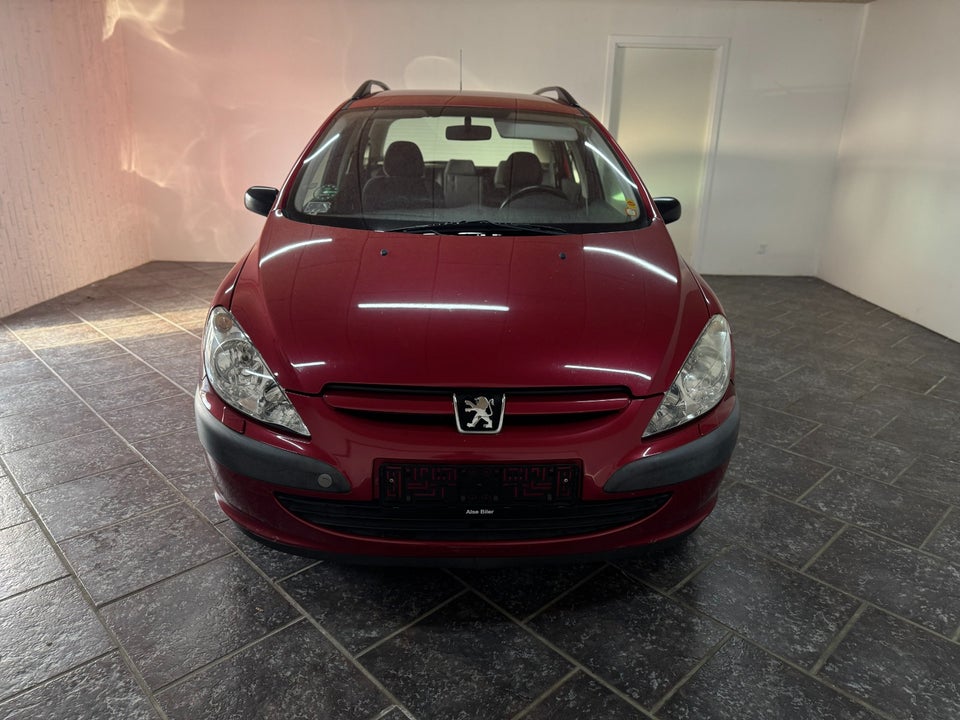Peugeot 307 1,6 XR stc. 5d
