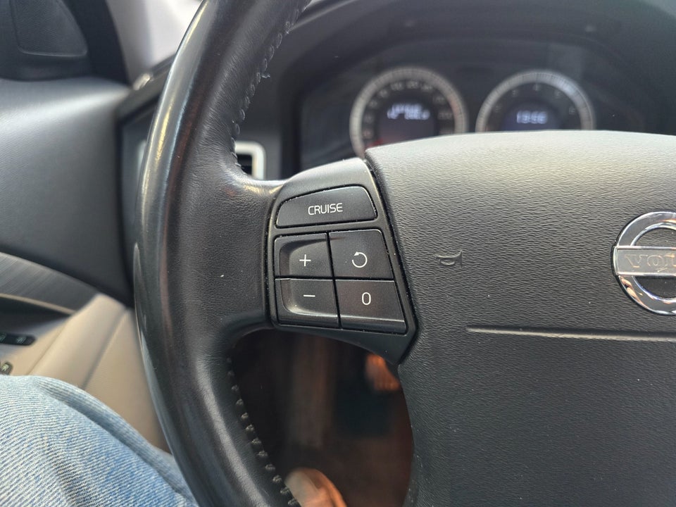 Volvo V70 2,0 Summum 5d