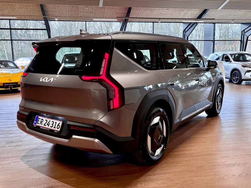 Kia EV9 76 Standard Range Upgrade RWD 7prs 5d