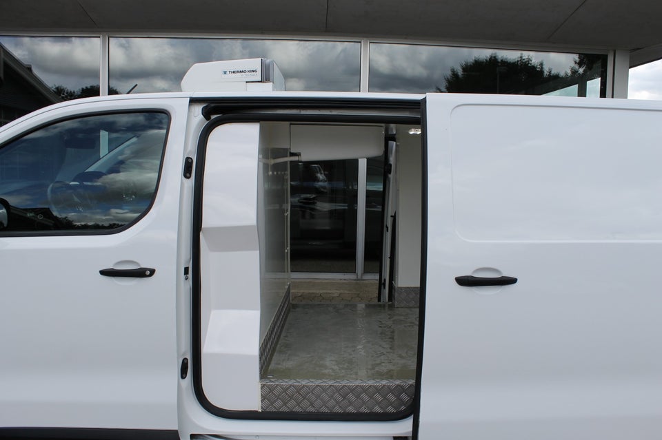 Toyota ProAce 2,0 D 177 Long Comfort Master aut. 6d
