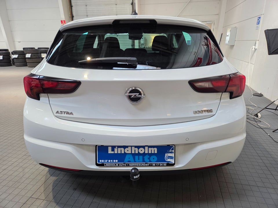 Opel Astra 1,0 T 105 Enjoy 5d