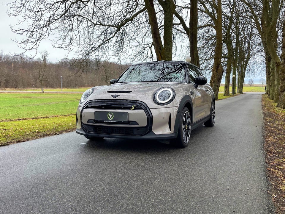 MINI Cooper SE Collection 3d