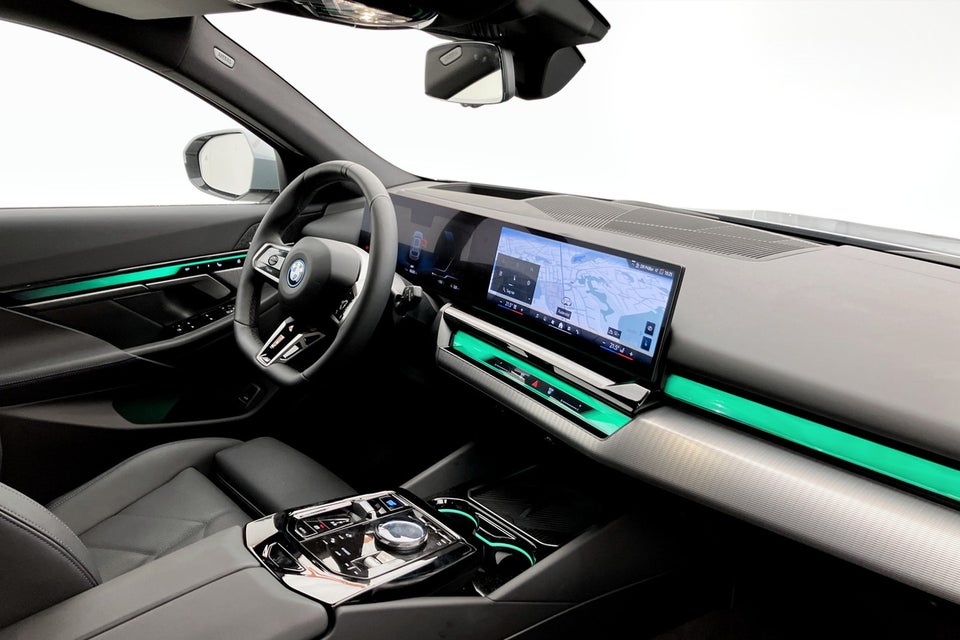 BMW i5 eDrive40 Touring Fully Charged 5d