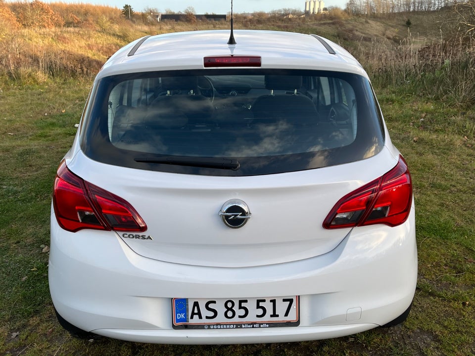 Opel Corsa 1,4 Essentia 5d