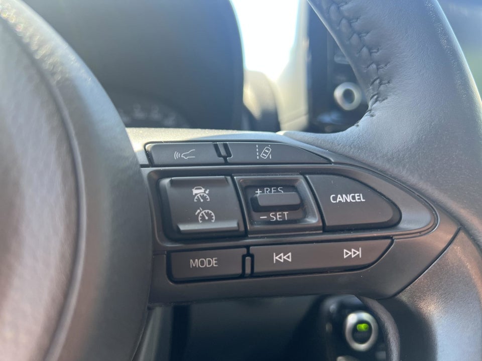 Toyota Yaris 1,5 Active Tech+ 5d