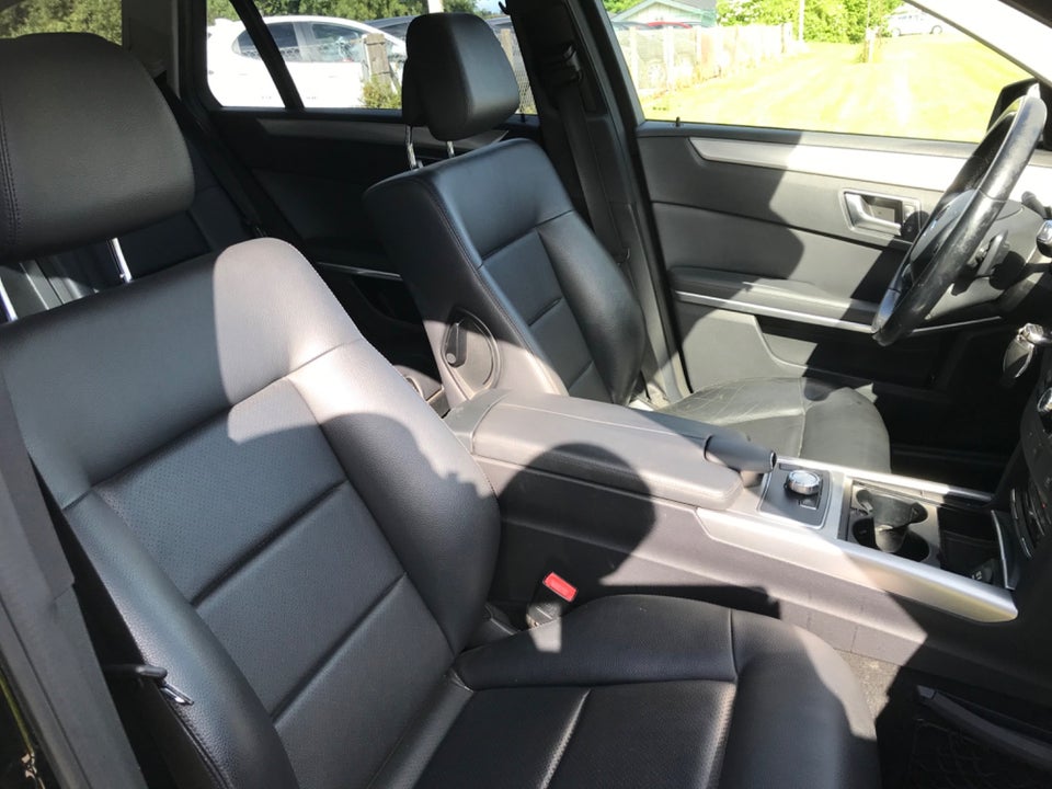 Mercedes E200 2,2 CDi stc. aut. BE 5d
