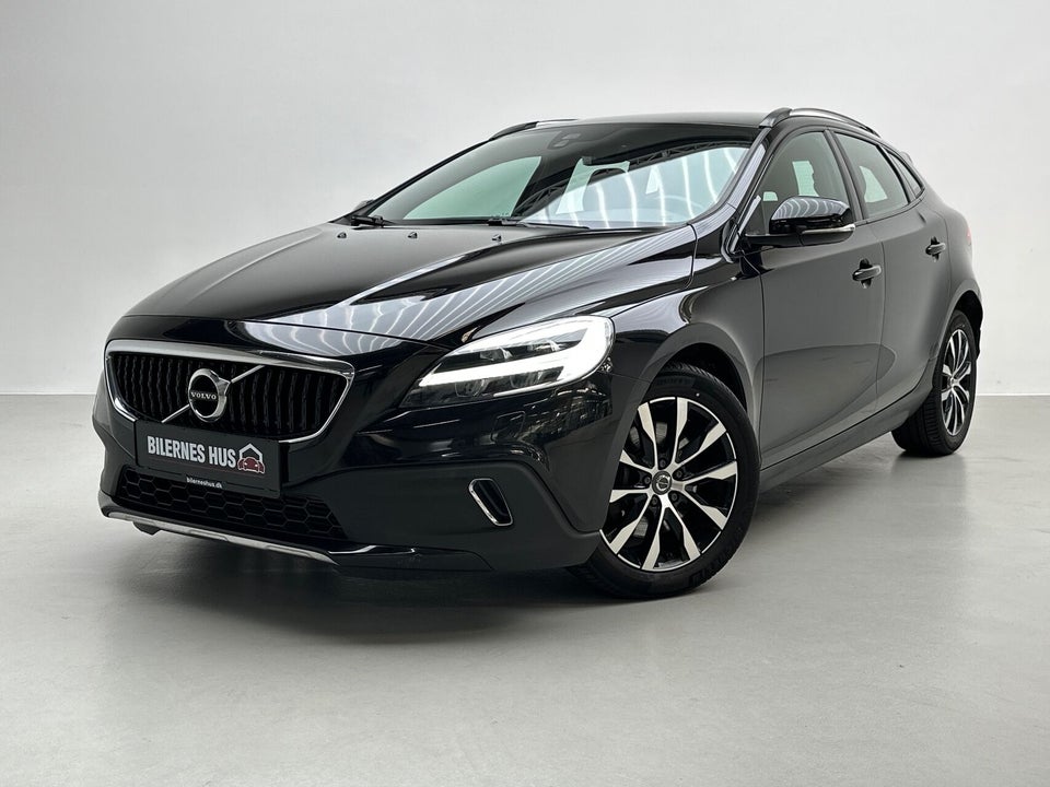 Volvo V40 CC 1,5 T3 152 aut. 5d