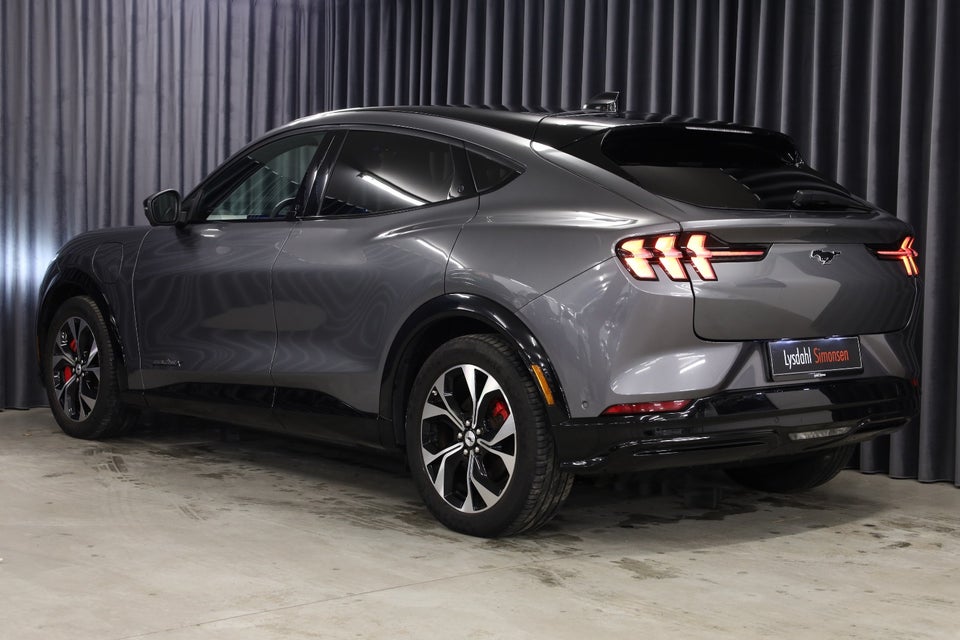 Ford Mustang Mach-E 98 Premium Extended Range 5d