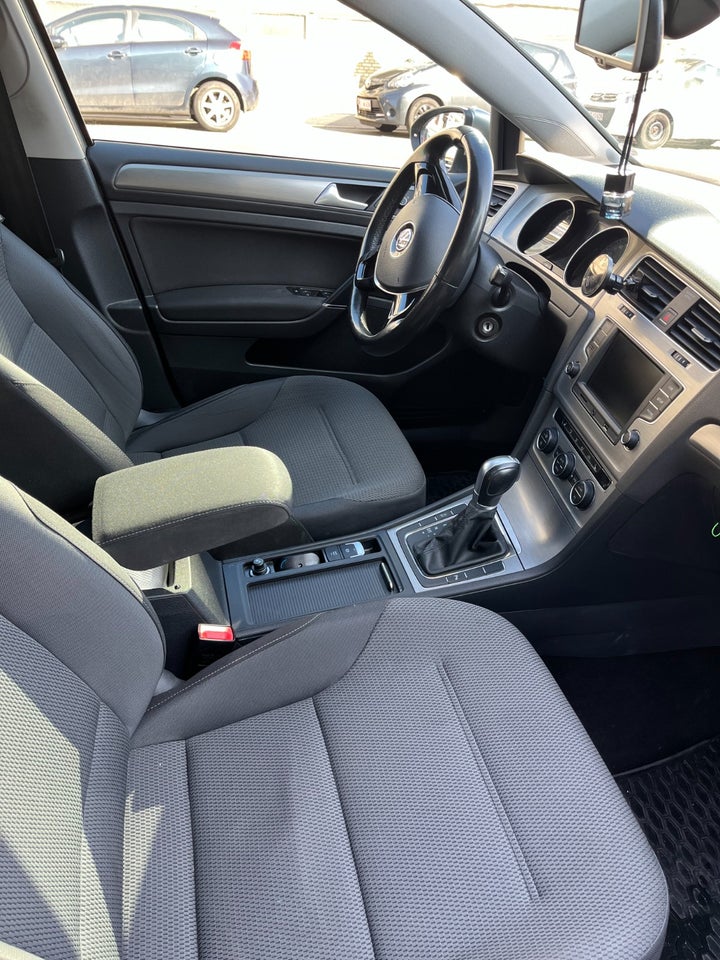 VW Golf VII 1,4 TSi 122 Comfortline Variant DSG BM 5d