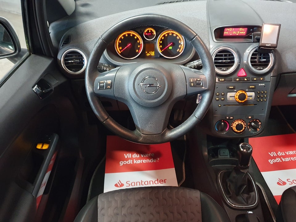 Opel Corsa 1,4 16V Cosmo 5d