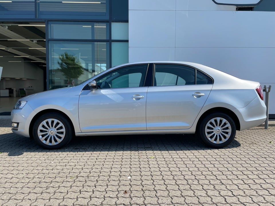 Skoda Rapid 1,0 TSi 110 ICE 5d