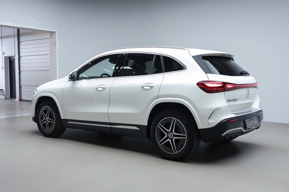 Mercedes EQA250+ AMG Advance 5d
