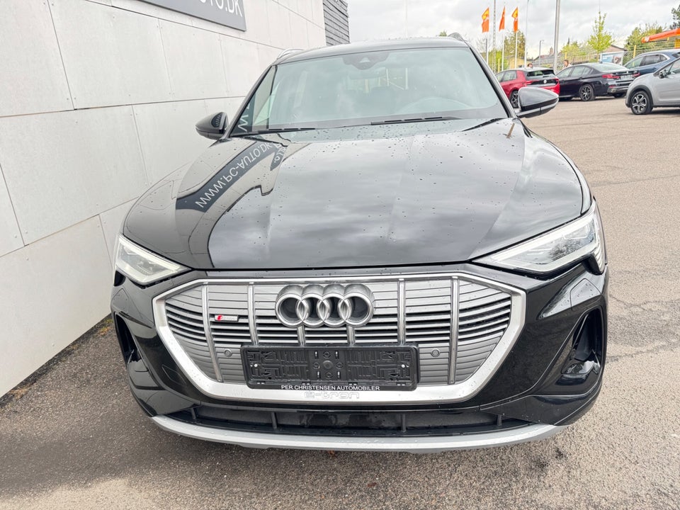 Audi e-tron 55 S-line quattro 5d