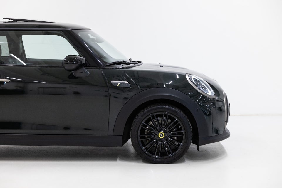 MINI Cooper SE Resolute Edition 3d