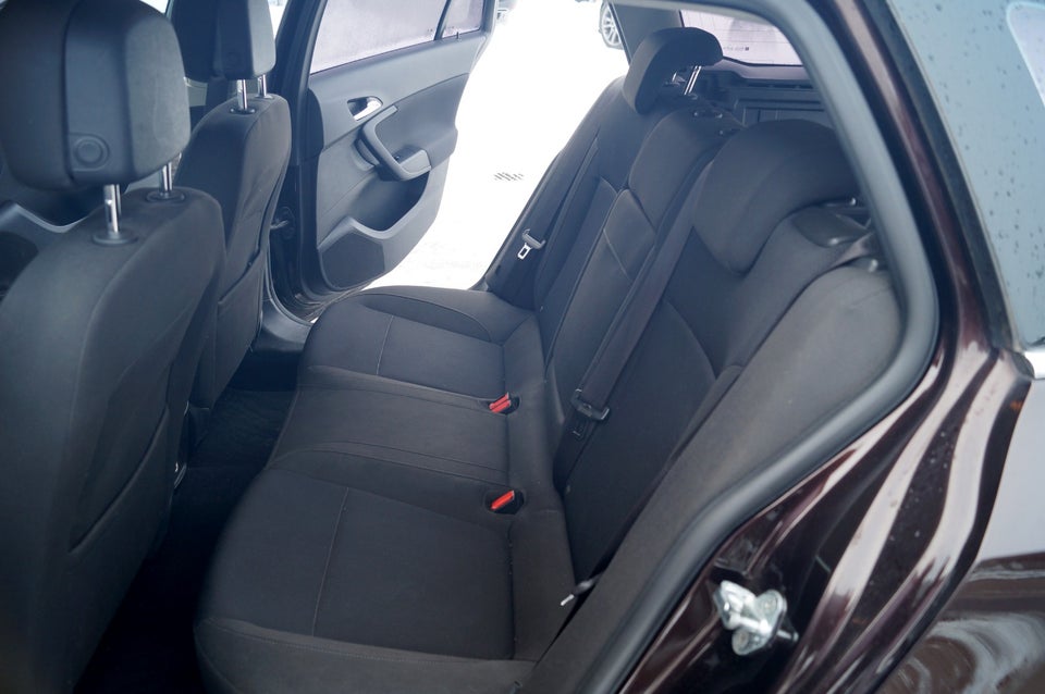 Opel Insignia 2,0 CDTi 110 Edition Sports Tourer eco 5d