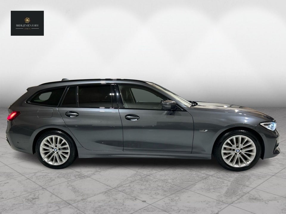 BMW 330e 2,0 Touring Sport Line aut. 5d