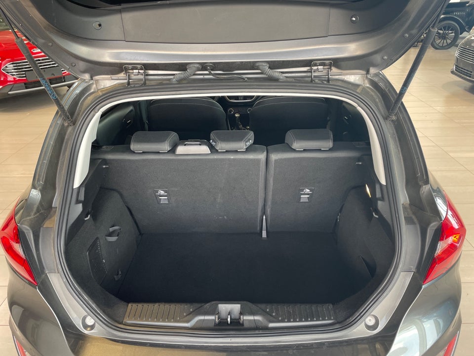 Ford Fiesta 1,1 Titanium 5d