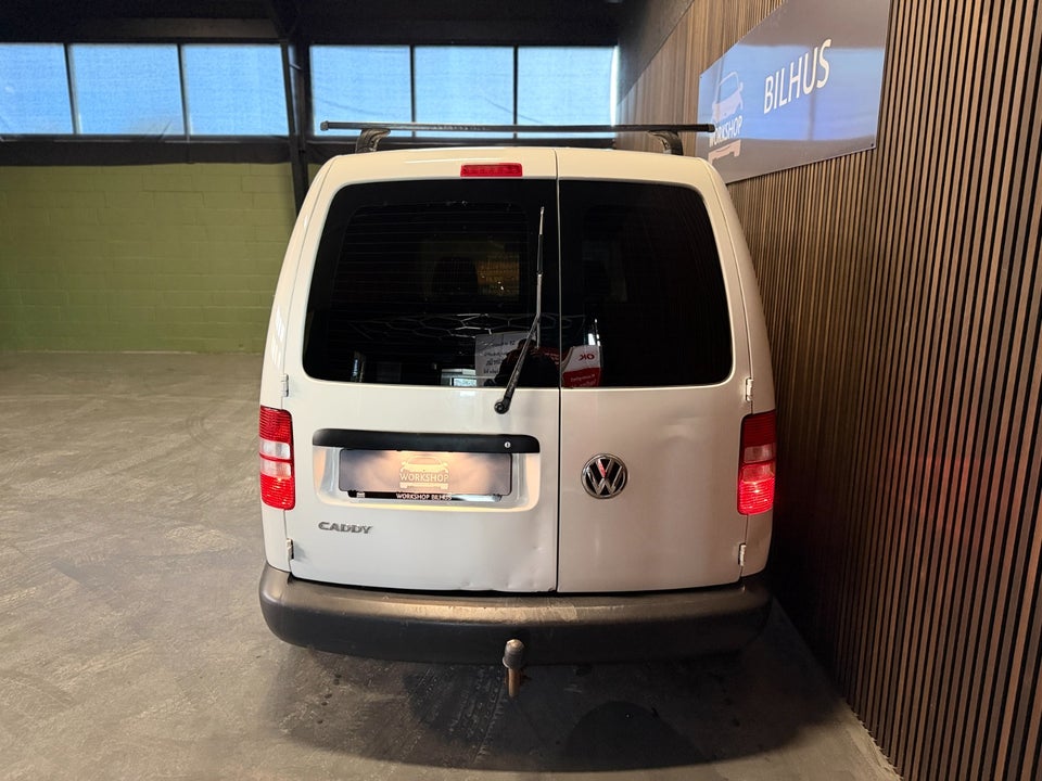 VW Caddy 1,6 TDi 102 BMT Van 4d